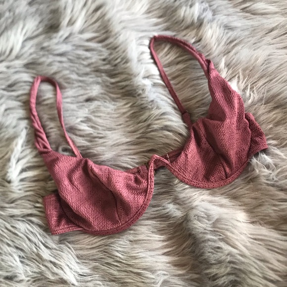 Billabong Other - Billabong Way to Love bikini Top